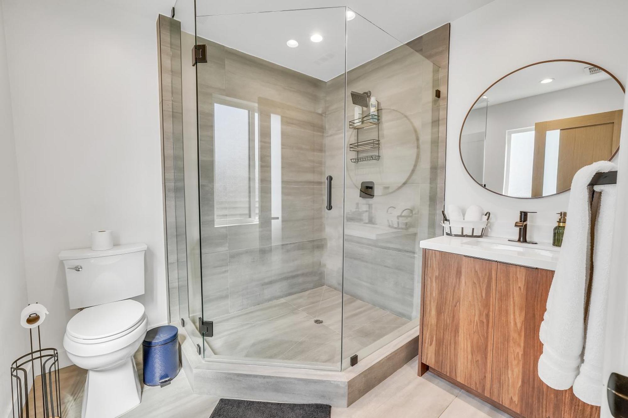 Luxurious Townhome W/3 Master Suites Gated Parking 洛杉矶 外观 照片