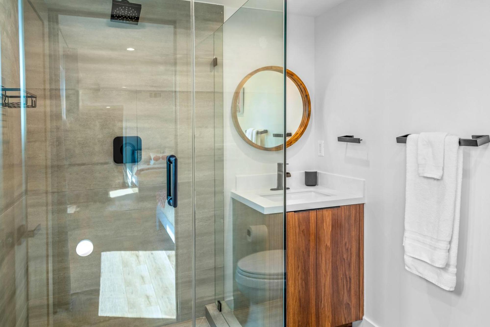 Luxurious Townhome W/3 Master Suites Gated Parking 洛杉矶 外观 照片