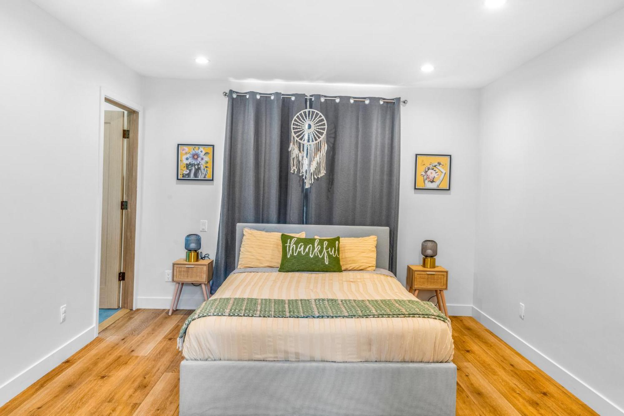 Luxurious Townhome W/3 Master Suites Gated Parking 洛杉矶 外观 照片